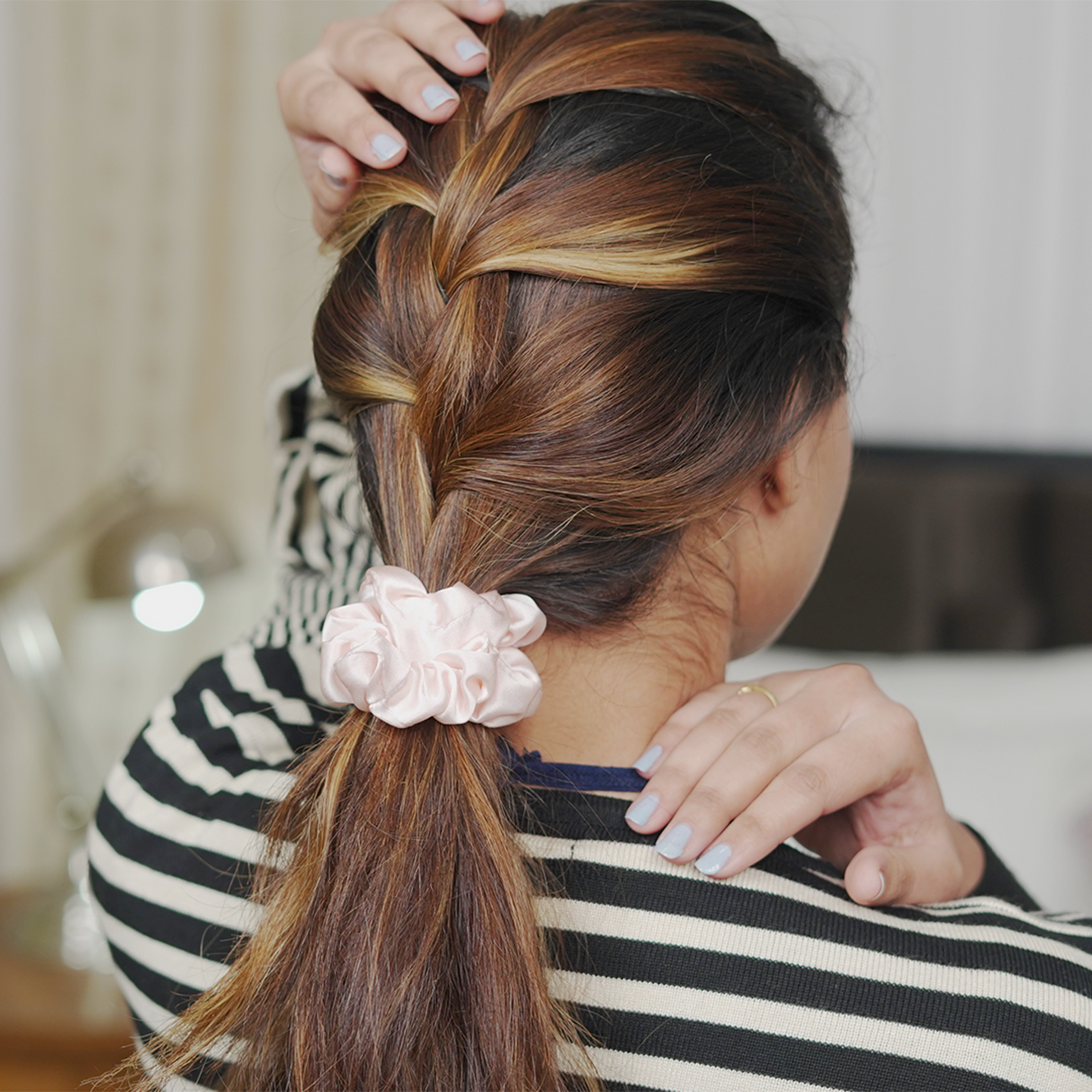 PEACH PINK HAIR SCRUNCHIES(PACK OF 2)