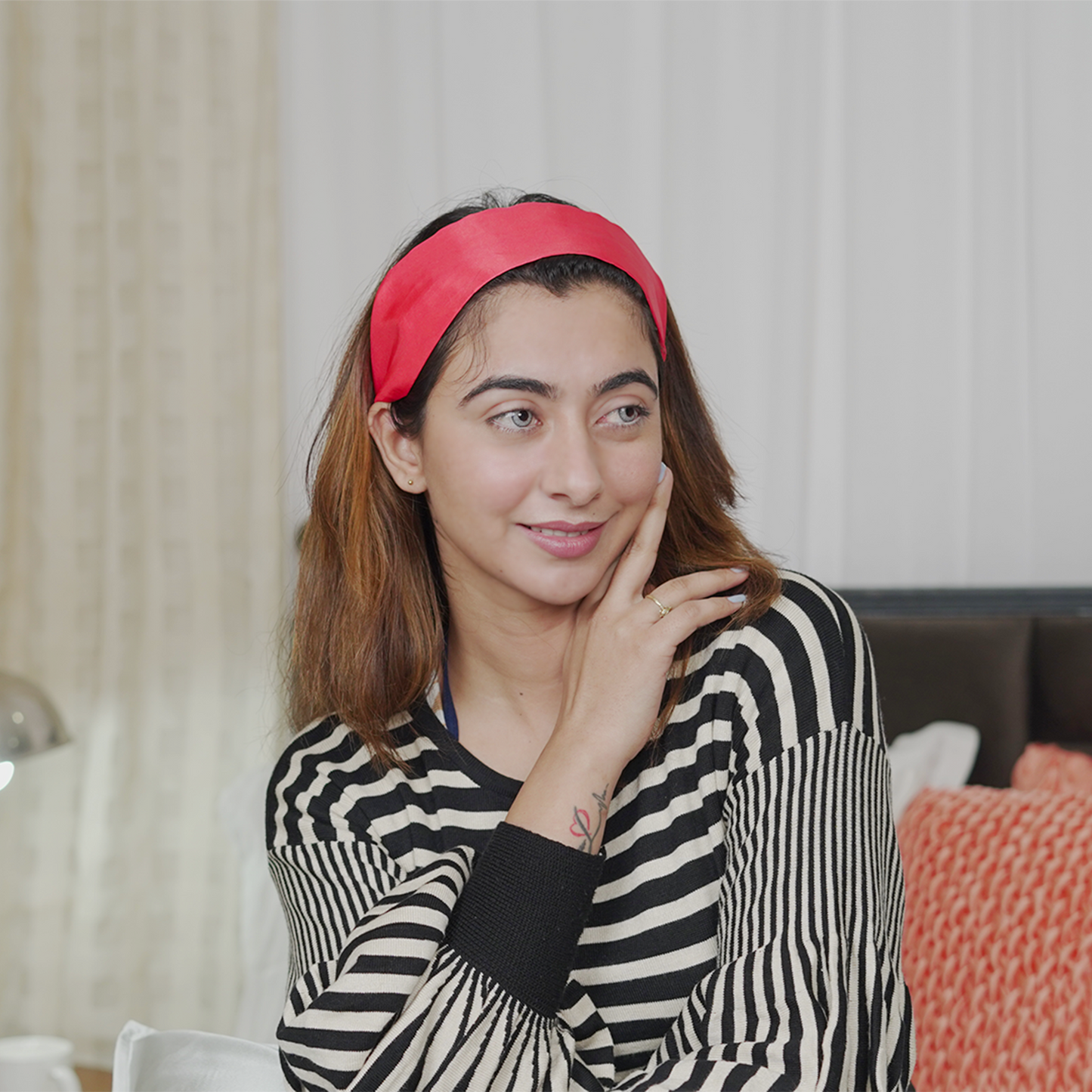 DULL ROSE HEAD BAND