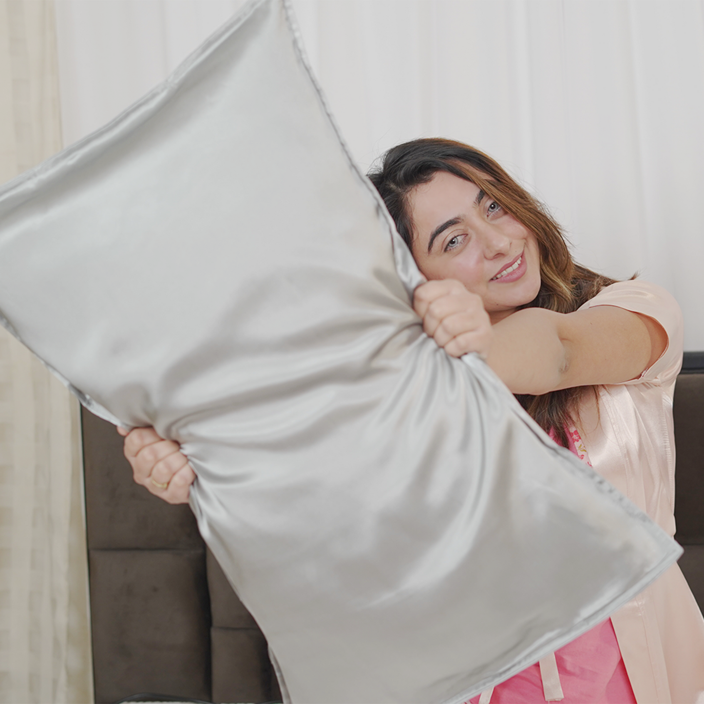SILVER GREY PILLOWCASE