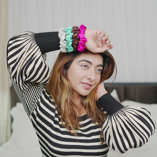 HAIR SCRUNCHIE(PACK OF 4  )