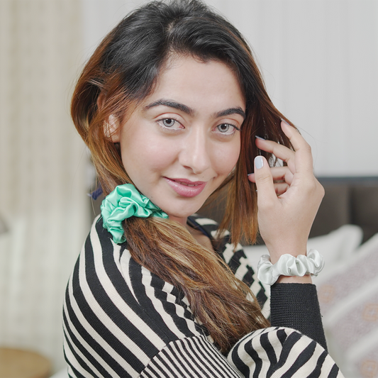 LEAF GREEN  HAIR SCRUNCHIE(PACK OF 2 )